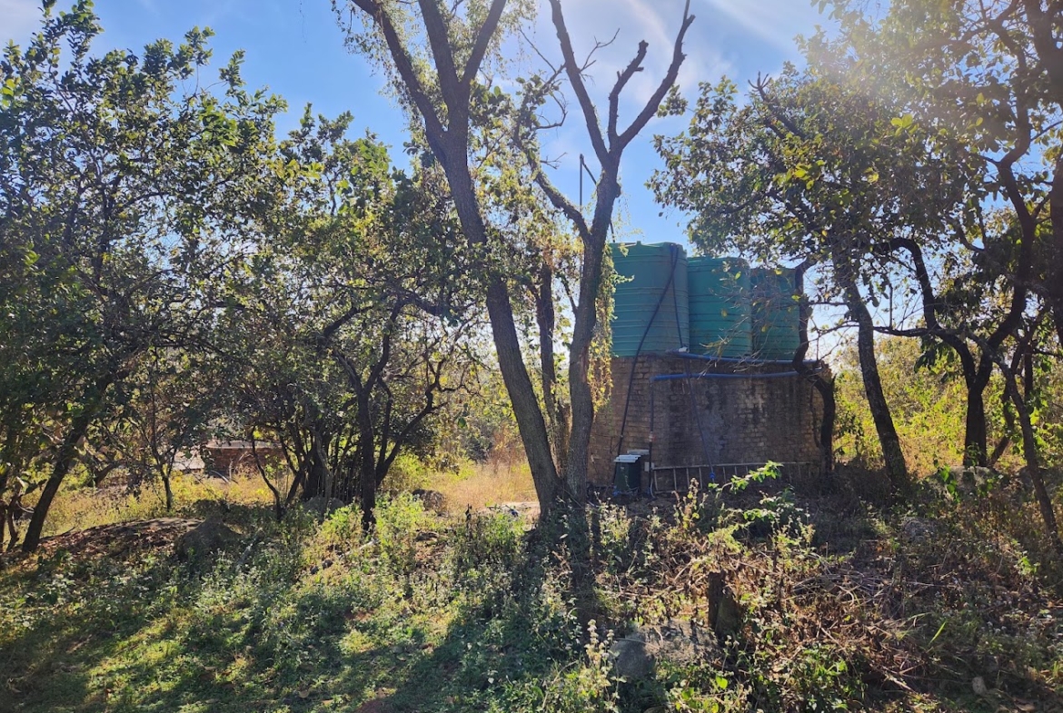 22-Hectare Self-Sufficient Estate – A Private Village with Excellent Rental Income