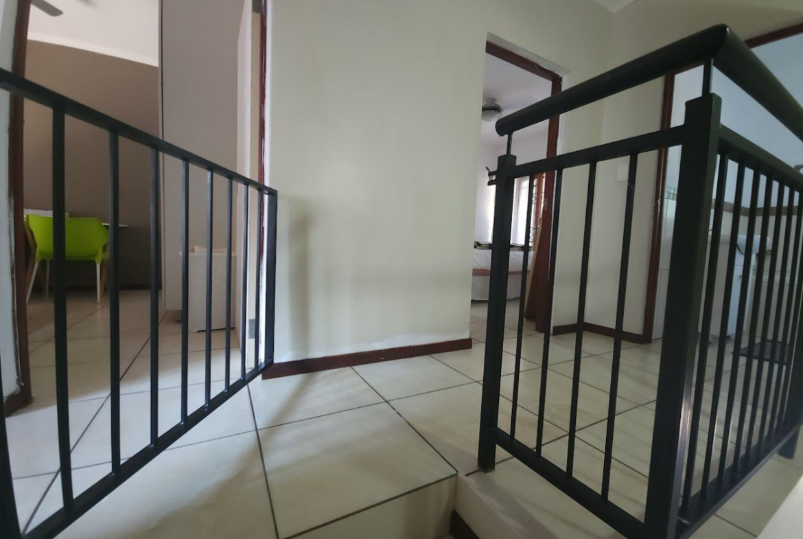 Townhouse in a sought-after, well-located complex.