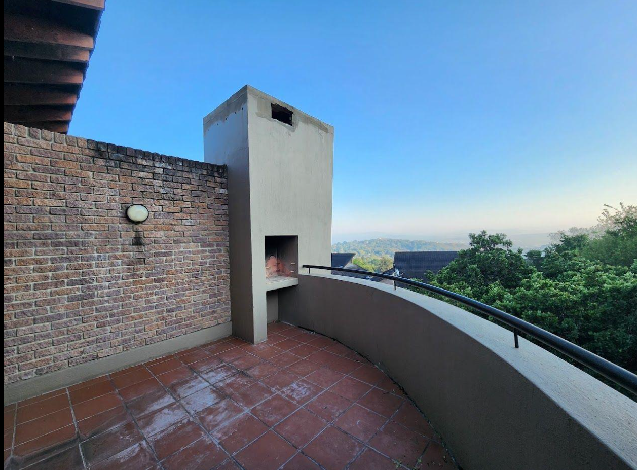Popular Hillside Manor – Investment Opportunity