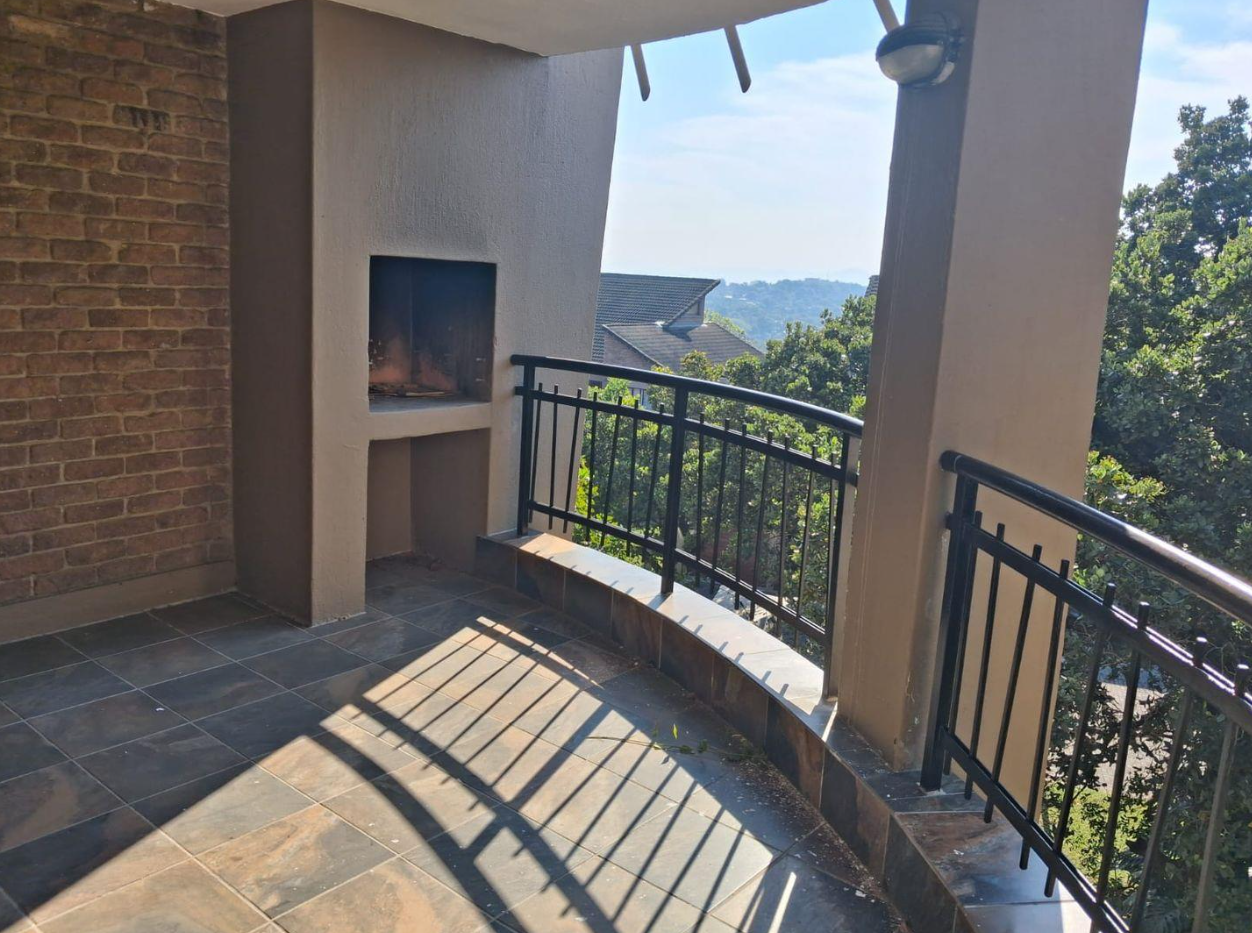 Popular Hillside Manor – Investment Opportunity