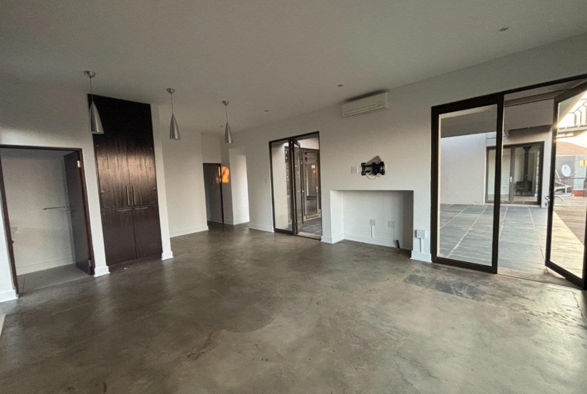 Perfect views of nature and luxury open-plan living