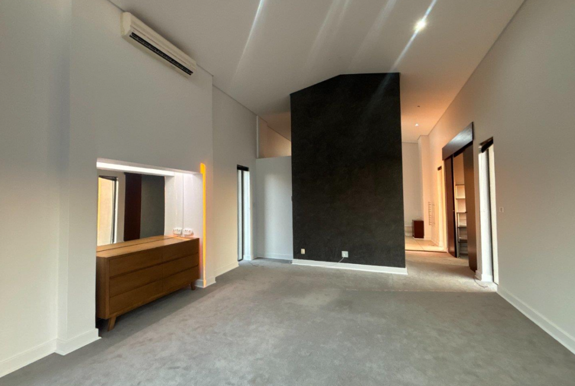 Perfect views of nature and luxury open-plan living