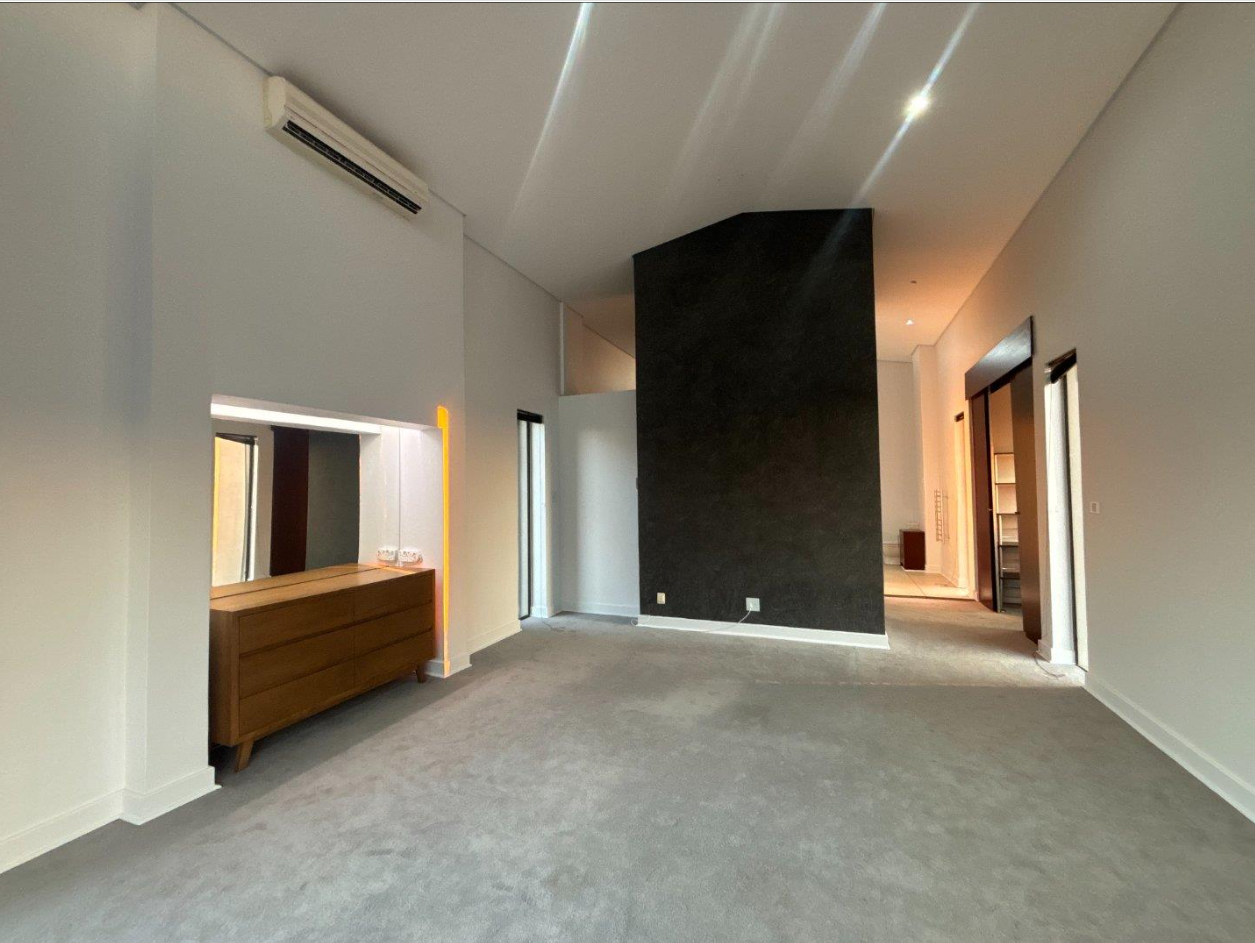 Perfect views of nature and luxury open-plan living