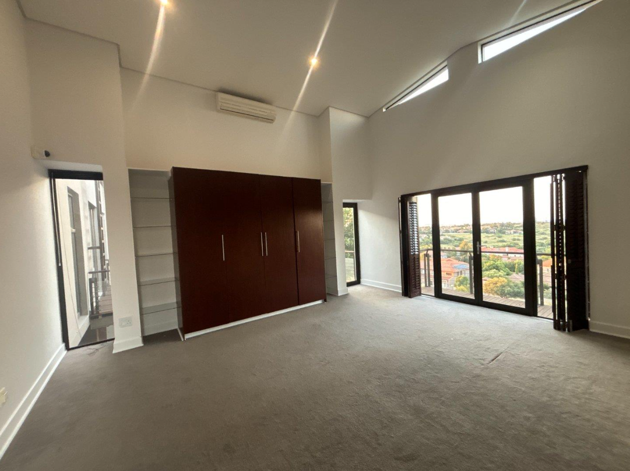 Perfect views of nature and luxury open-plan living