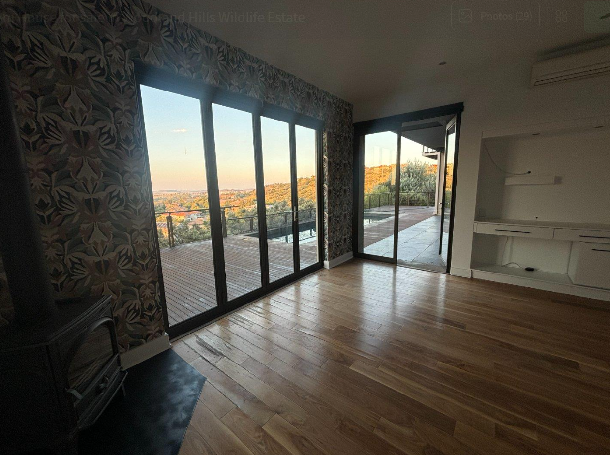 Perfect views of nature and luxury open-plan living