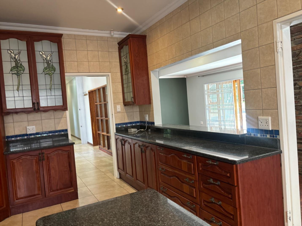 Well-maintained family home with large flatlet