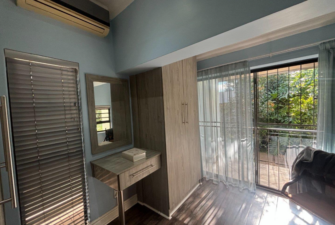 Excellent location – big house with 2 big flats