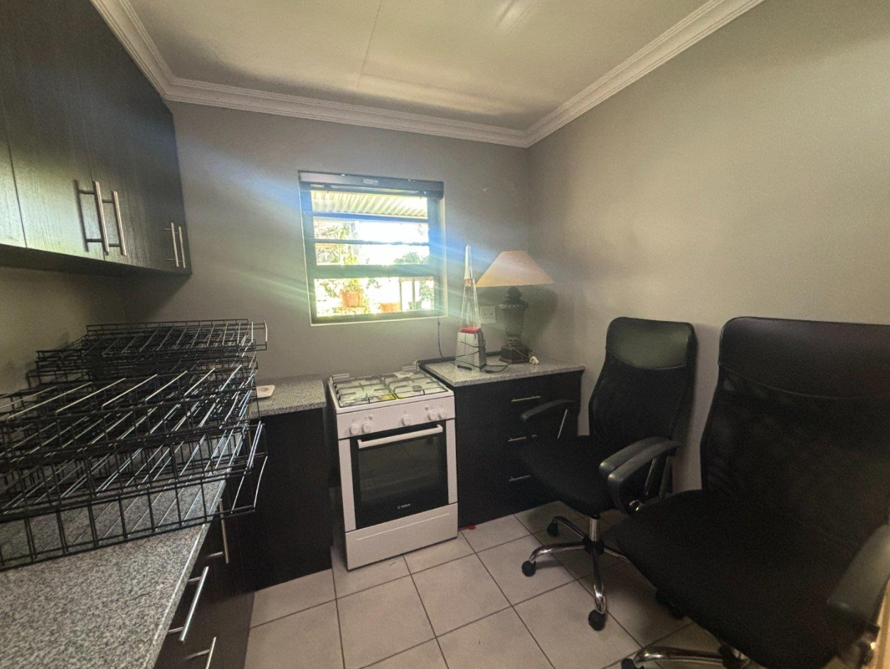 Excellent location – big house with 2 big flats