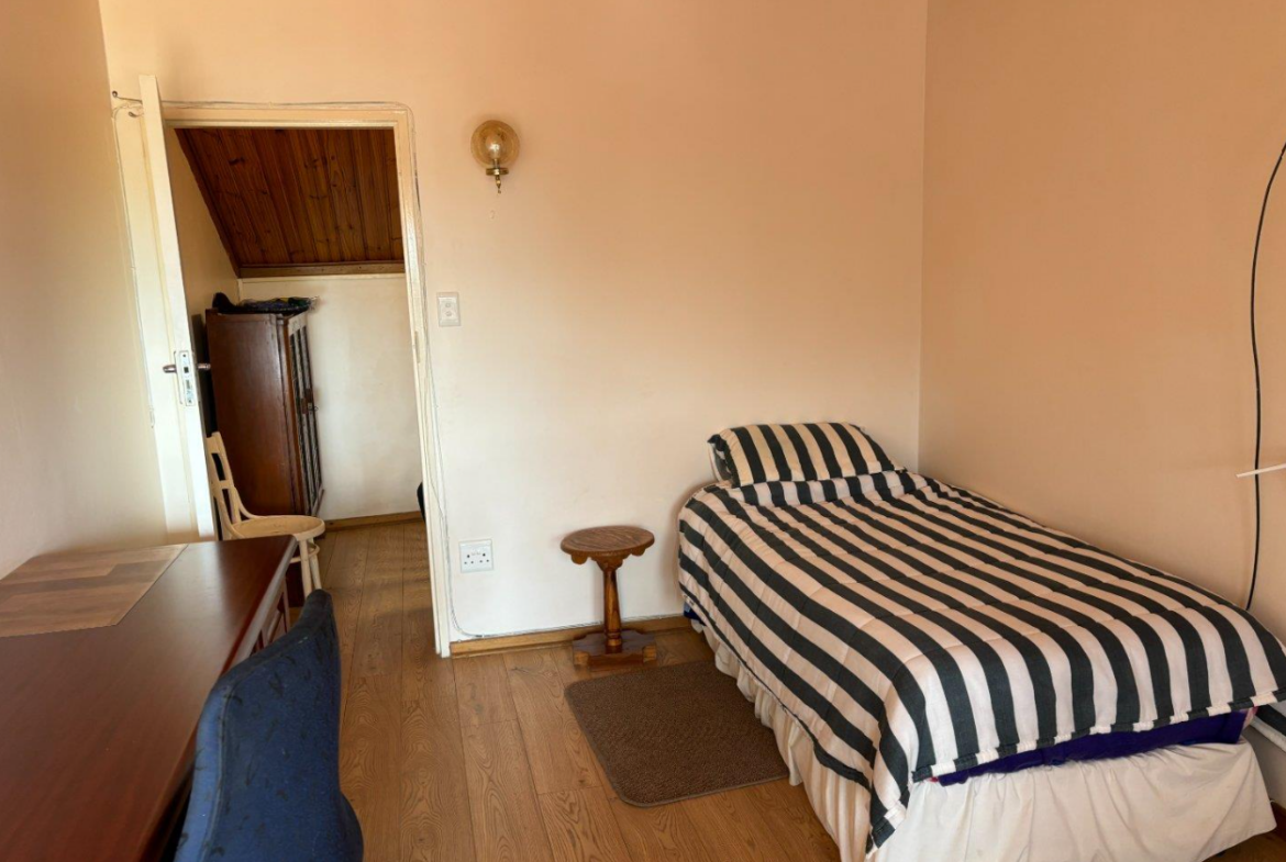 8 Bedroom House for Sale in Dan Pienaar