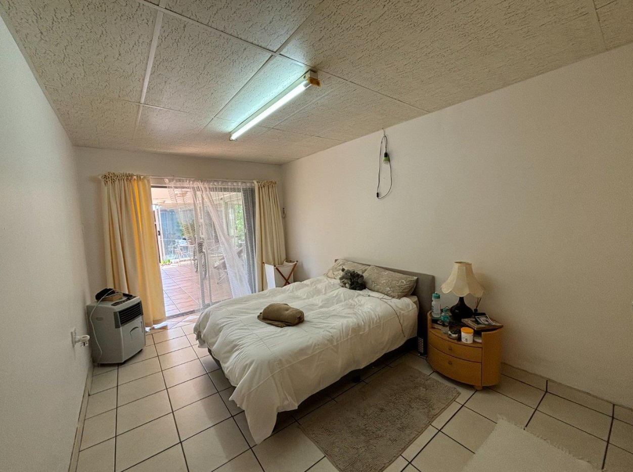 Screenshot 2026-07-11 111405 8 Bedroom House for Sale in Dan Pienaar
