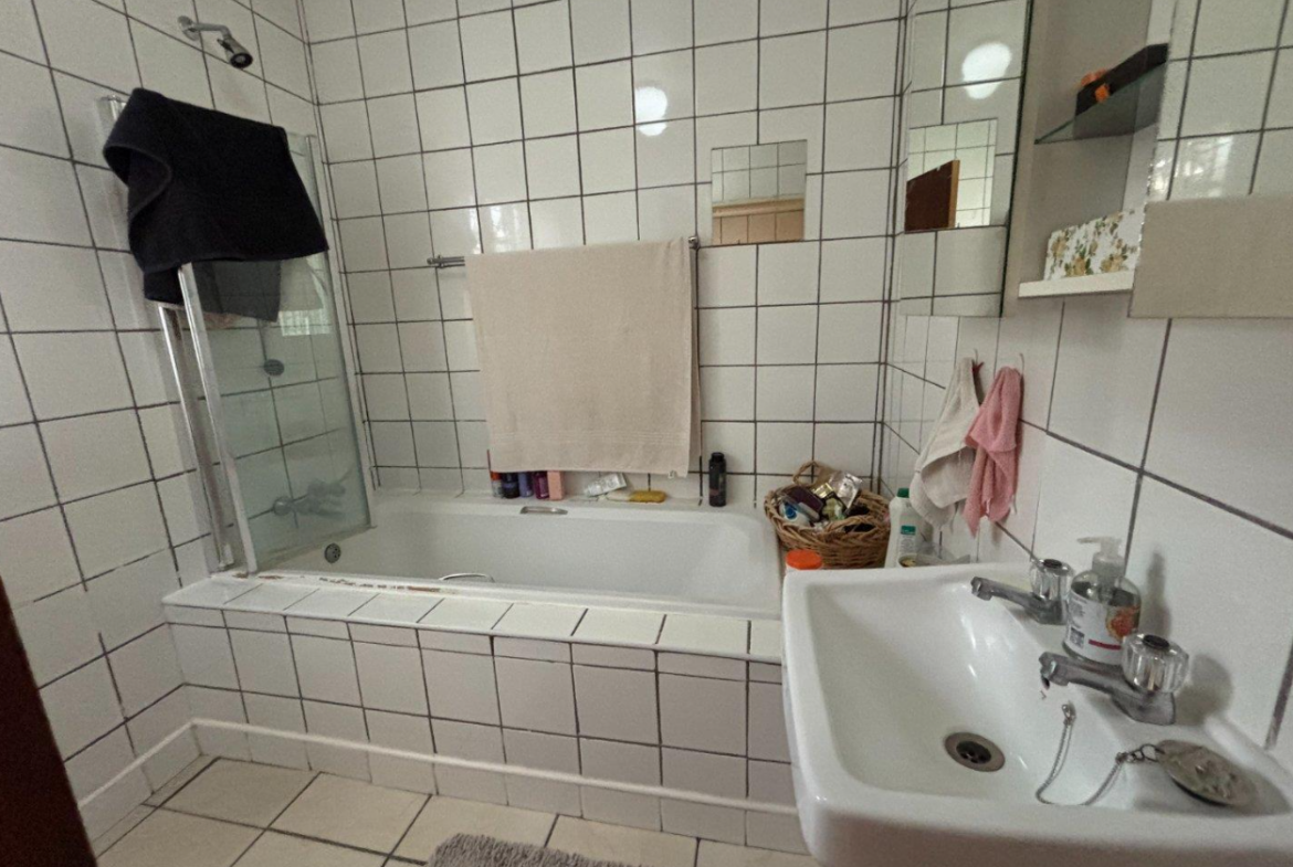 8 Bedroom House for Sale in Dan Pienaar