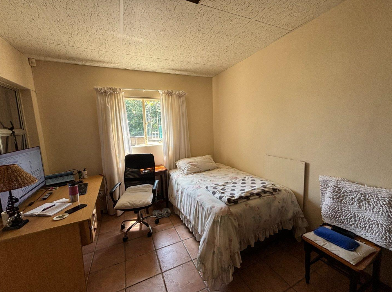 Screenshot 2026-07-11 111536 8 Bedroom House for Sale in Dan Pienaar