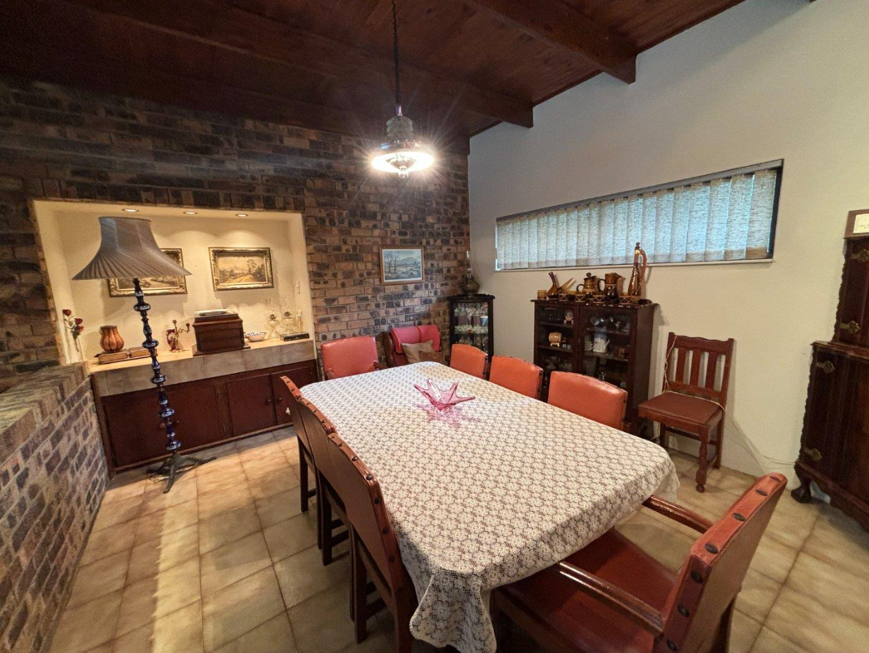 4 Bedroom House for Sale in Heuwelsig