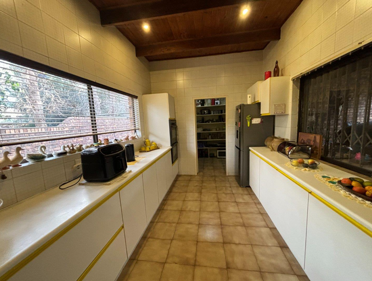 4 Bedroom House for Sale in Heuwelsig