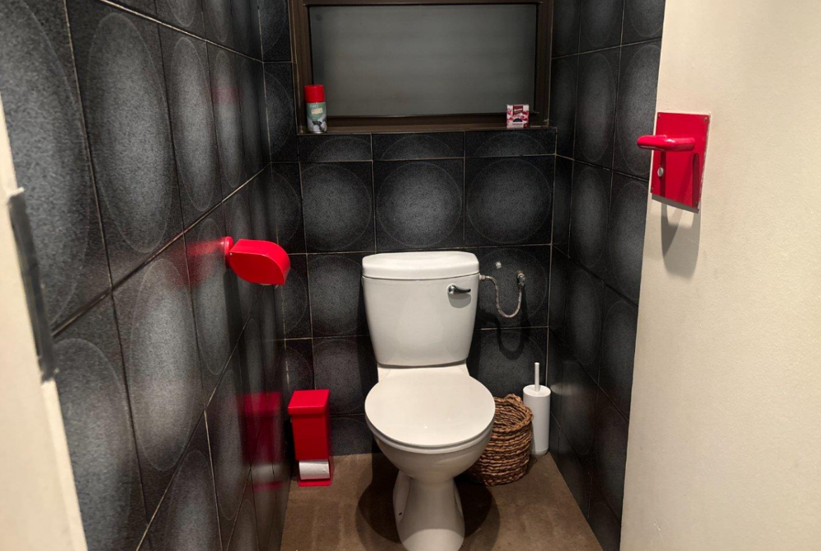 4 Bedroom House for Sale in Heuwelsig
