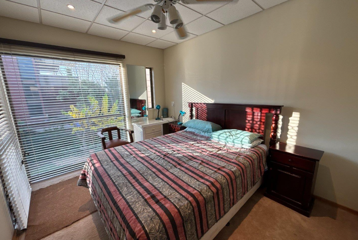 4 Bedroom House for Sale in Heuwelsig