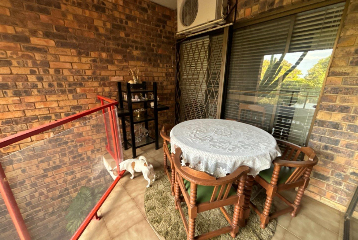 4 Bedroom House for Sale in Heuwelsig