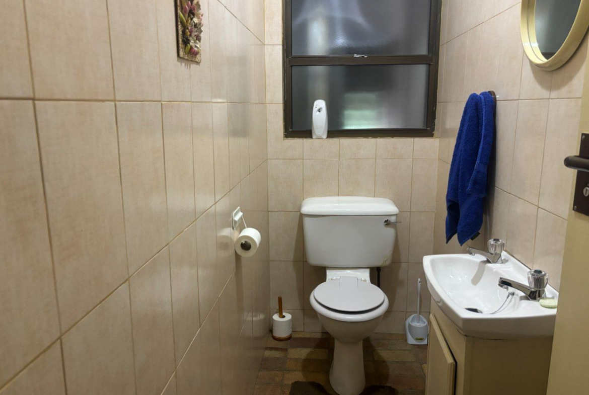 4 Bedroom House for Sale in Heuwelsig