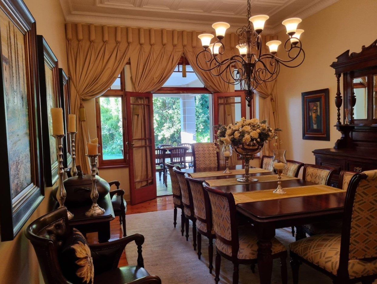 5 Bedroom House for Sale in Waverley