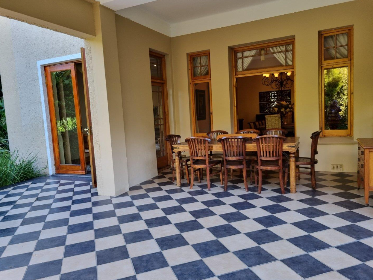 5 Bedroom House for Sale in Waverley
