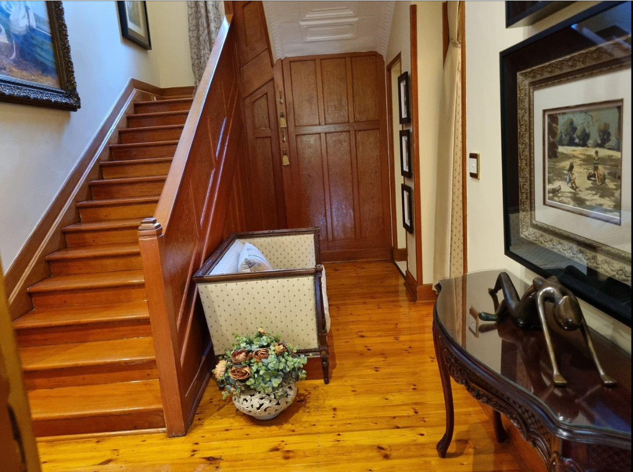 5 Bedroom House for Sale in Waverley
