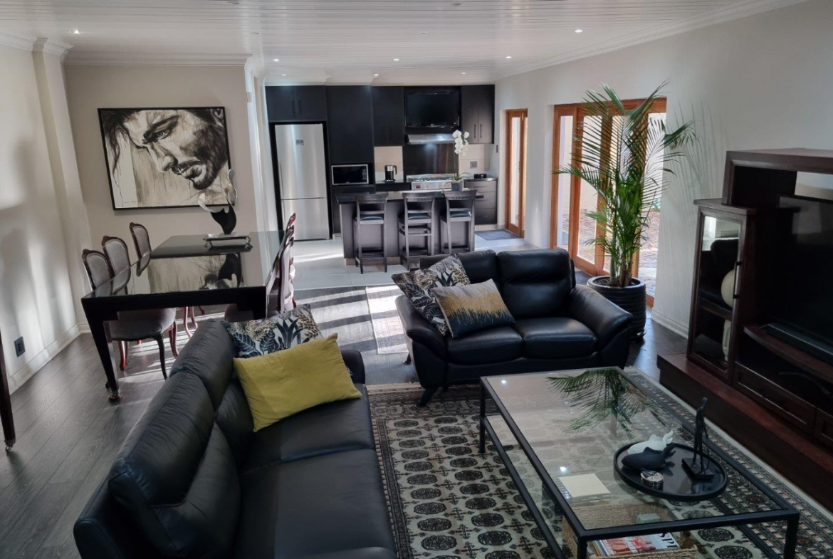 5 Bedroom House for Sale in Waverley