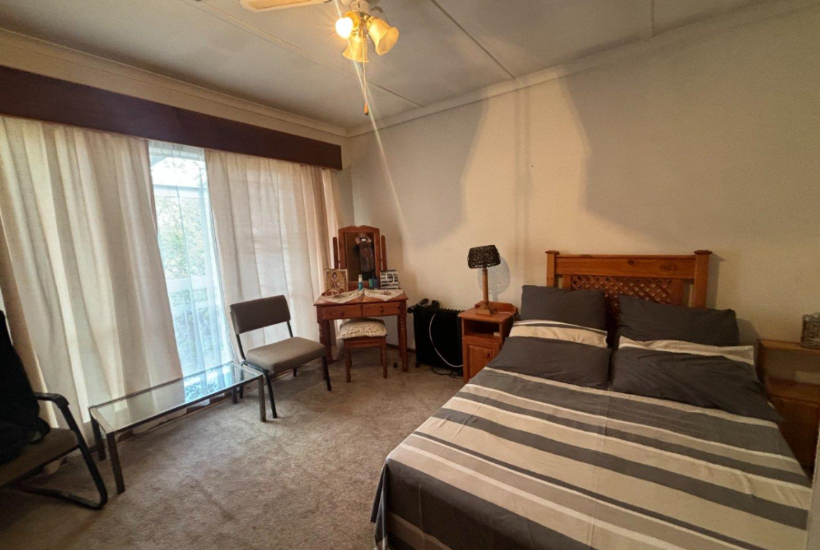 6 Bedroom House for Sale in Heuwelsig