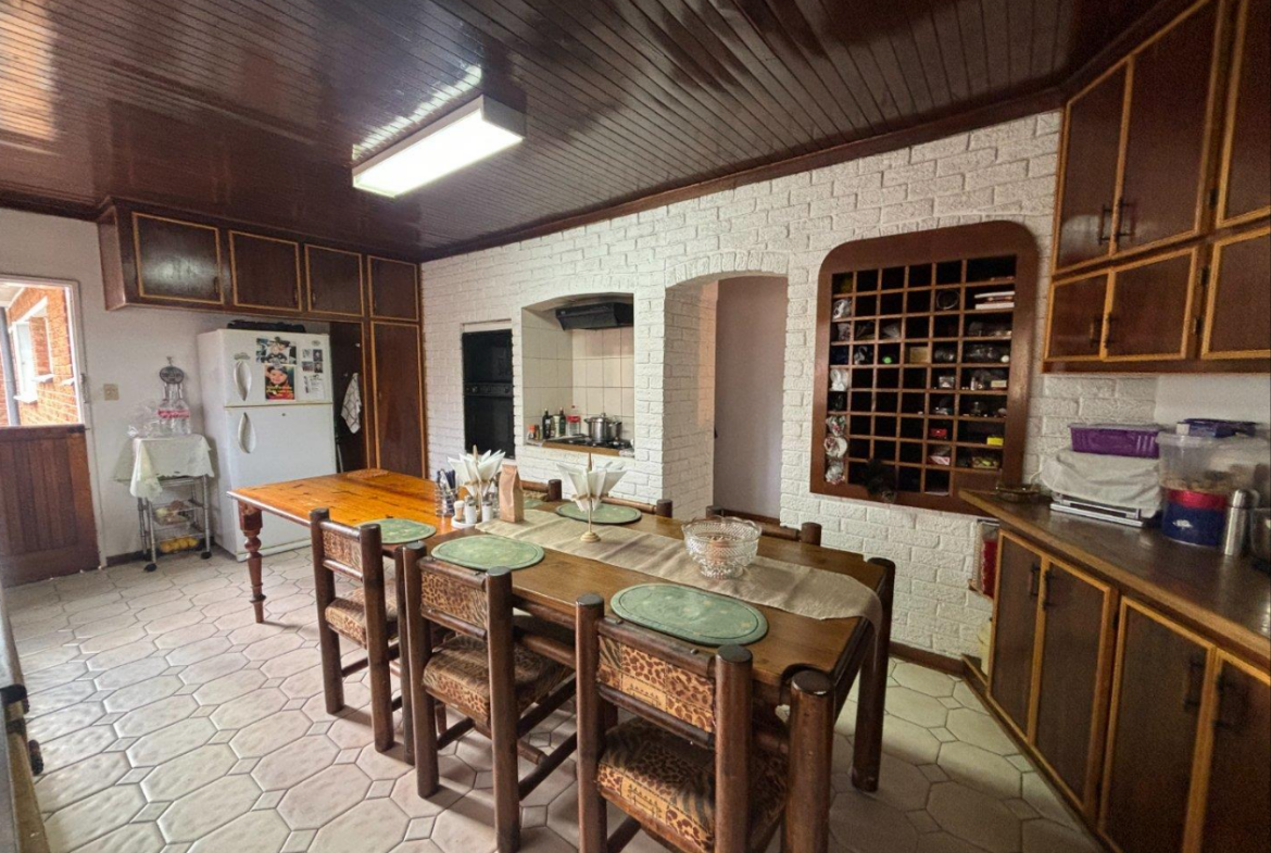 6 Bedroom House for Sale in Heuwelsig