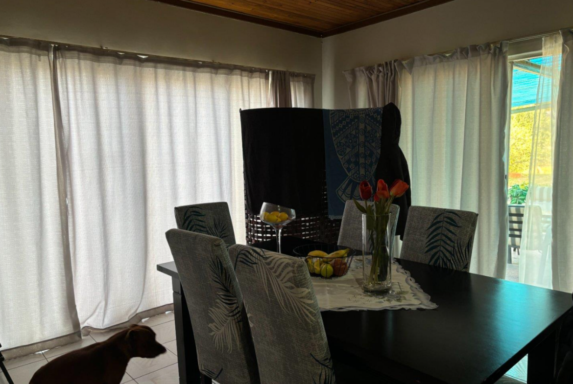 6 Bedroom House for Sale in Heuwelsig