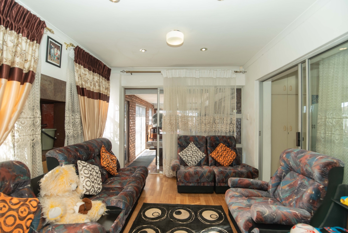 WHERE SPACE MEETS STYLE – A MALABAR HOME WITH SO MUCH MORE