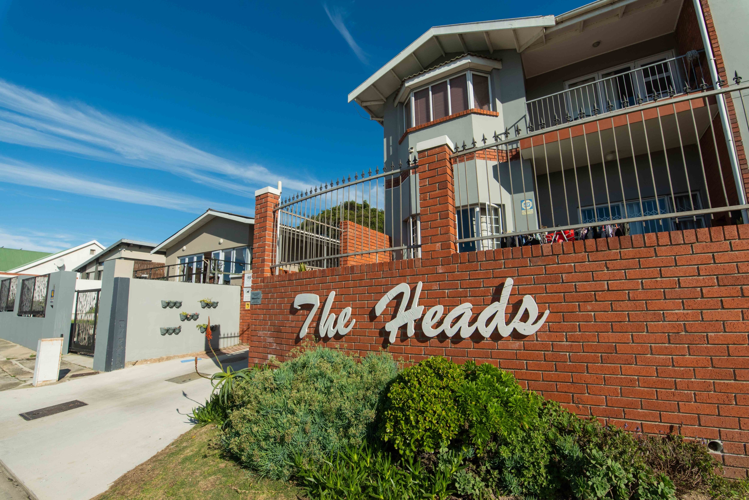 🏡 NEW LISTING | SPACE, COMFORT & STUNNING VIEWS! 🏡